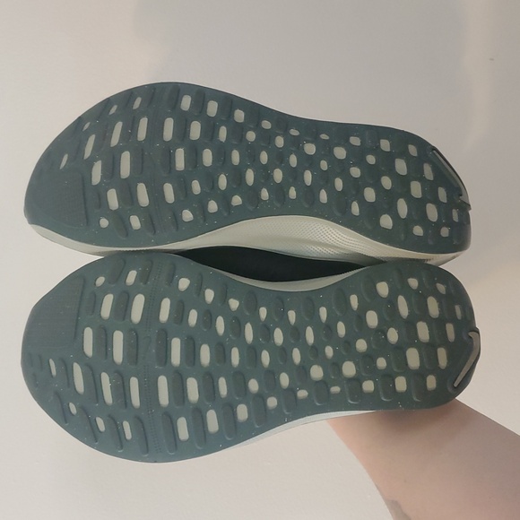 Womens Nike ReactX Infinity 4 Running Shoes Size 9 Vintage Green Jade Horizon - Picture 11 of 16